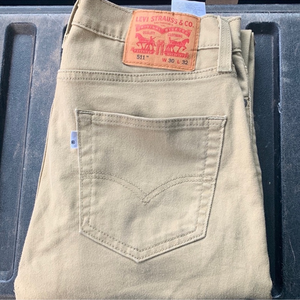 Men Levi pant size 30×32 style 511